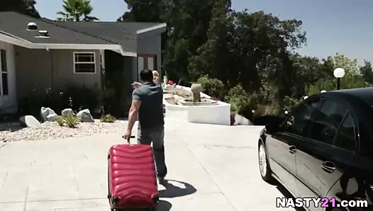 Savana stilleri kalacak bir yer bulur