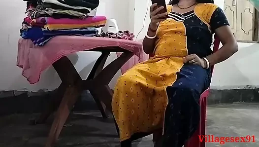 Sonali evde amını paylaşıyor (resmi video tarafından villageex91)