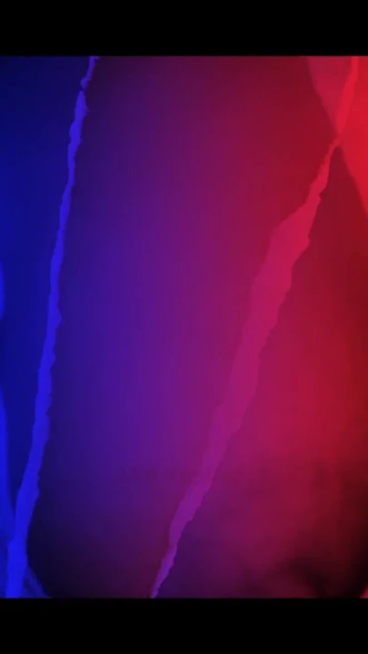 "Mia çok ateşli duygular hissediyor" dan mutlaka görülmeli an