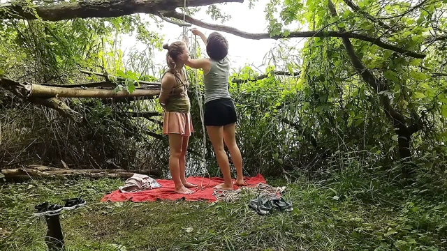 Forest Princess Meet Wankers