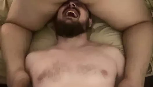 Boşalma çok hızlı boşalıyor! Kazara erken döllenmeyi temizlemek zorunda