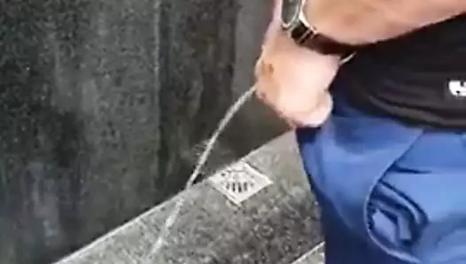 işemek zorundalar 1