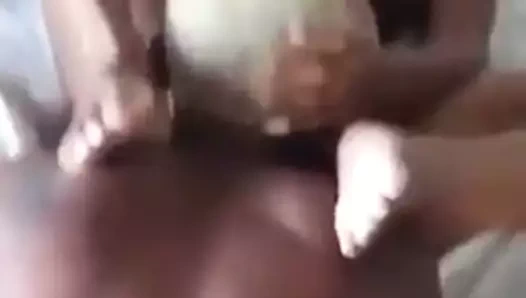 Kedi yeme kız arkadaşımı çok fazla tahrik ediyor