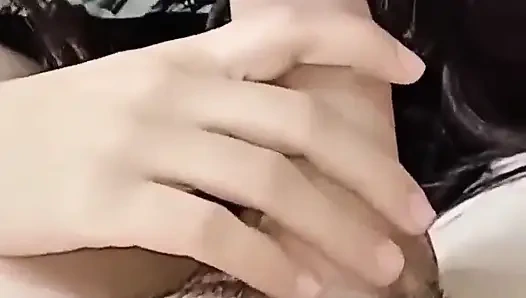 Güzel büyük memeli Asyalı kadın romantik bir cinsel karşılaşmada