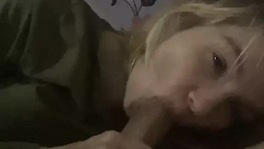 Erkek arkadaşım için sabah oral seks