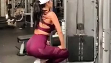 Nicole scherzinger fitness-büyük sikilebilir göt