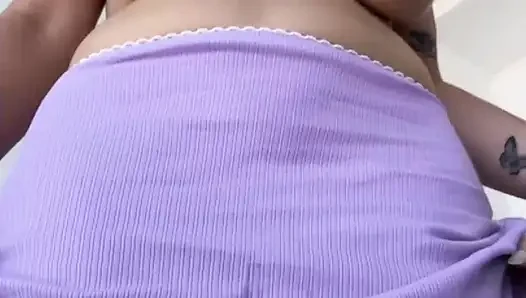 Sarışın hatun Chloe Surreal gerçek kovboy kız gibi büyük bir yarağa biniyor