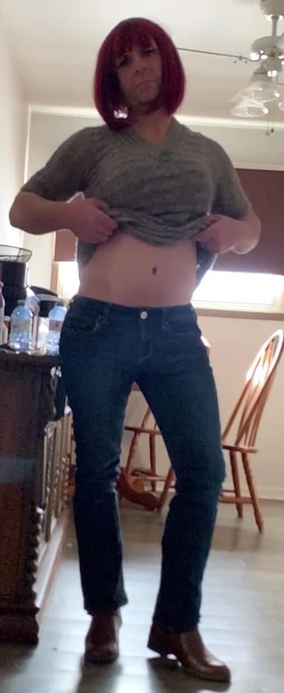 Чувствую себя немного шлюховатой