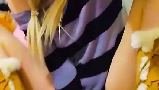 Kontrolsüz bir şekilde salıverilmeye ihtiyaç duymaktan utanıyorum