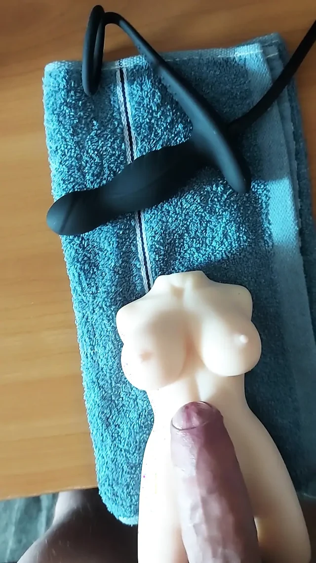 Bebek gibi kız sikişiyor