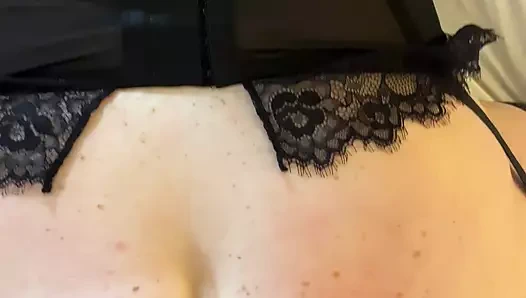 Sıcak milf trans kadın becerdin pov