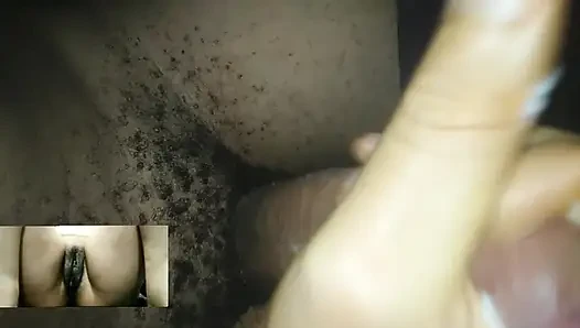 18 yaşındaki genç kız görüntülü görüşmede mastürbasyon yapıyor