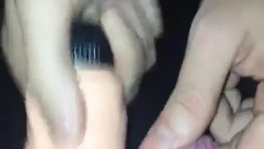 gf üzerinde bir yapay penis kullanma