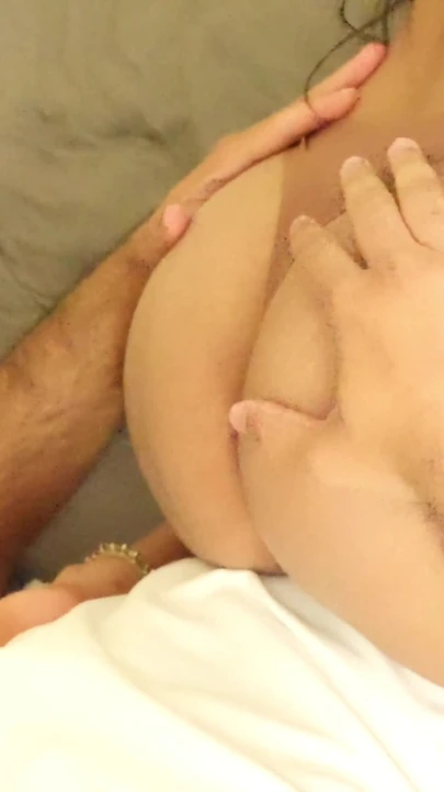 Xxx hintli yenge kayınbiraderi ile cinsel ilişki yaşıyor, kocası evde yokken seks yapıyor | Klip 1