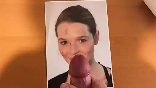 Karoline herfurth boşalma anısına 2