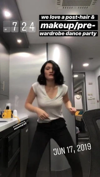 Isa briones dans ediyor