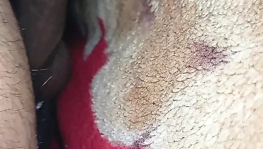 Bu küçük yarak için teyze aşıklarına değil