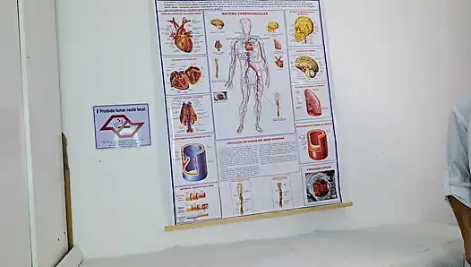 Jinekolog muayene sırasında penisini çıkardı!