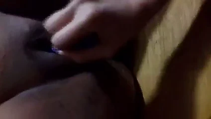 hk karısı ile bir oyuncak kullanma