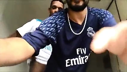 Alma büyük Brezilyalı horoz eyersiz