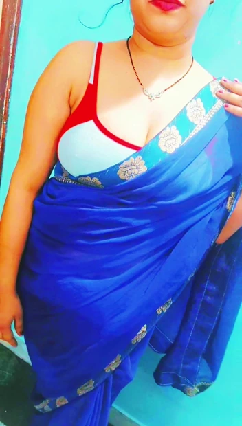 Горячий взгляд индийской бхабхи