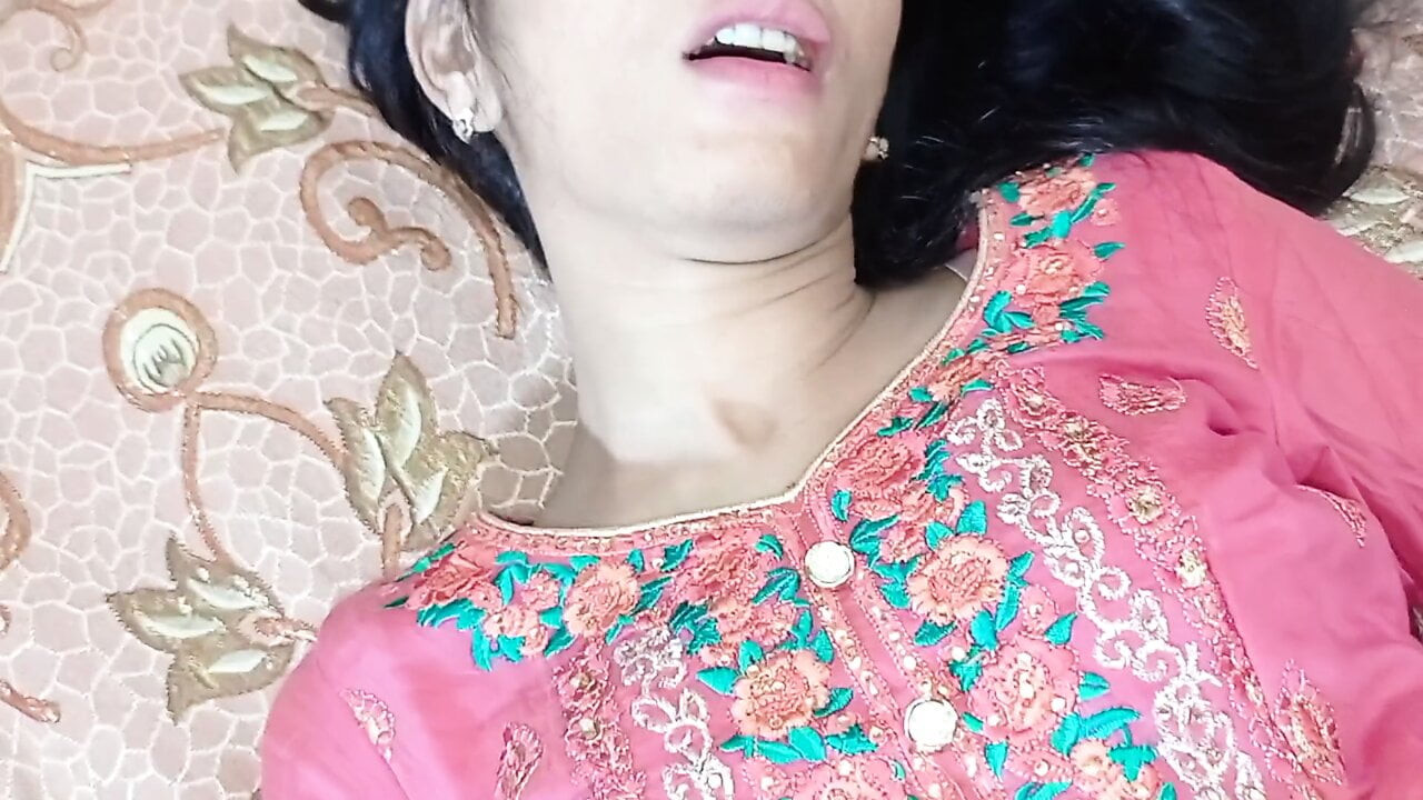 Pati ke promotion ke liye patron ne mujhe sari rat choda mote lund se en son desi porno seks videosu net Hintçe ses kaydı