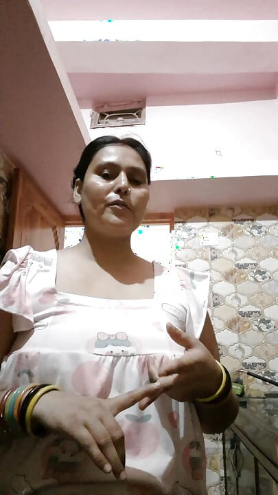 Puja bhabhi ji ghar pe hai
