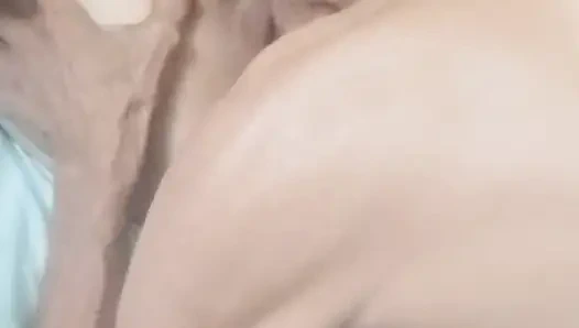 Karımın amcığının 3. bölümü