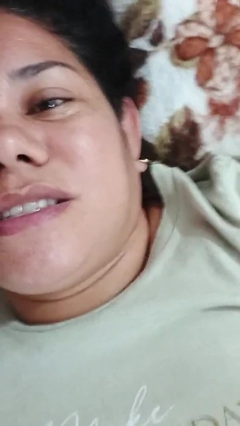 Обязательный для просмотра момент из "Моя жена приходит пососать мой член"