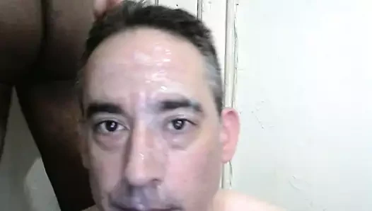 Michael c wildman bir kokpig olarak ifşa olmak için yardımınıza ihtiyacı var