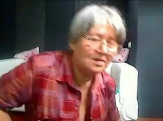 2 komşunun büyükannesi