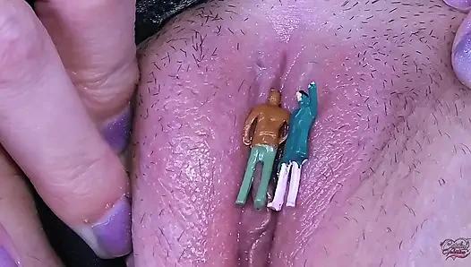 2 büyük memeli orta yaşlı seksi kadın ile dev kadın