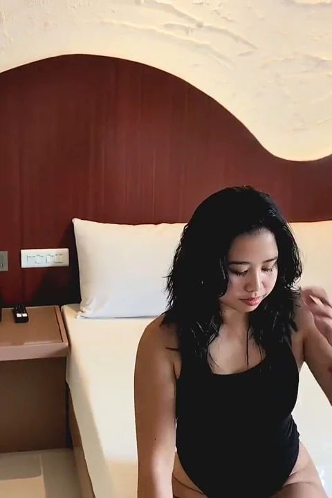 Trikepatrol kalın Asyalı kız sert şeyleri seviyor