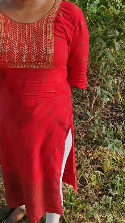 Эмоциональный момент из "Горячий Behan Ko, джунгли mein Pakad Ke Choda, индиец слитый в сеть MMS, дези деревни, красивая сводная сестра вирусная"