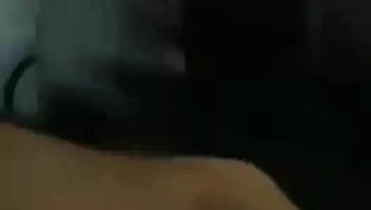 kız arkadaşıma oral seks yapıyor