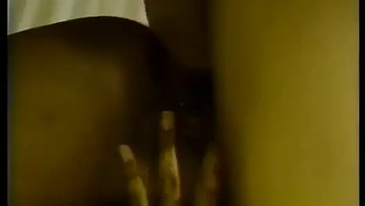 Zenci piliç götten yarak alıyor