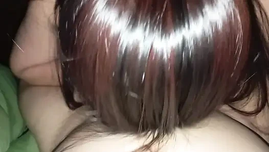 Ellerinle al, sonra annenin ağzını kullan ve lütfen bin.