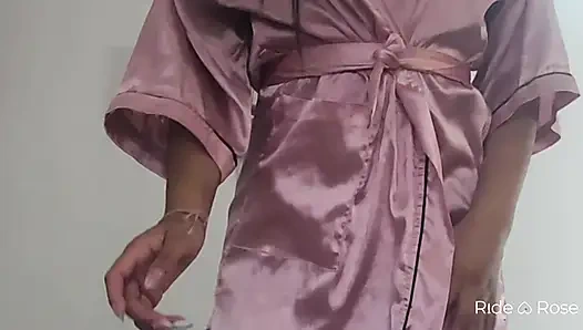 Onun her hareketi seni daha fazla düşünmeye bırakıyor