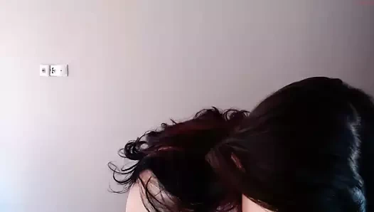 tombul asyalı kız ile büyük göğüsler