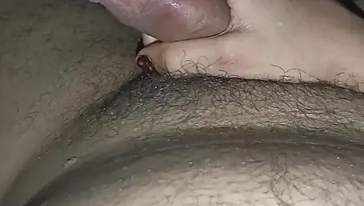 Desi kamwali ne meri land chusi