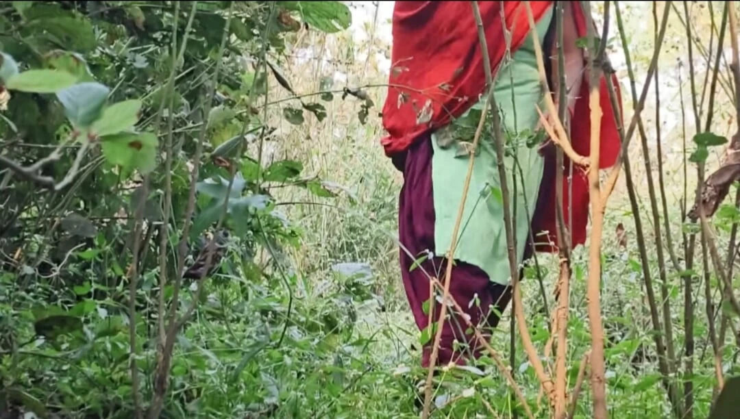 Full Scene: Desi Indian Gf Bf Jungle Squirt Times Hardcore Tight Pussy Hindi Sex Desi Beautiful Indian Girl Tight Pussy Fuck Mms Xxx (4K Ultra) - Singapore Special