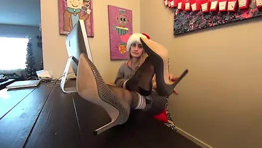 Bayan Claus, seksi sihirli tabanlarla sizi kızdırıyor! hd önizleme