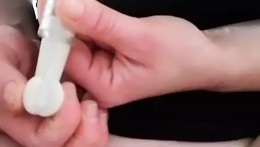 Meme uçlarını emenler...