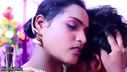Desi Bengali bhabi pehli suhagraat me dewar ji se chudi