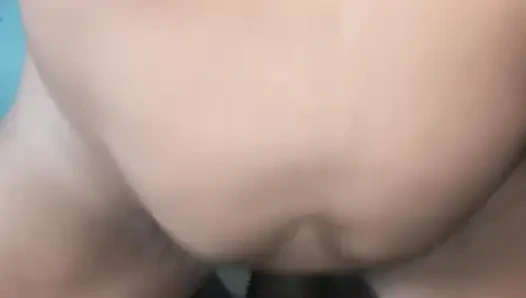 Aldatan evli kadın kablolu tv'den adama sert biniyor