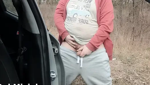 Yürümeye çalıştı ve onun yerine mastürbasyon yapıyor