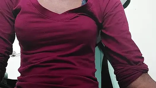 Minik göğüsler