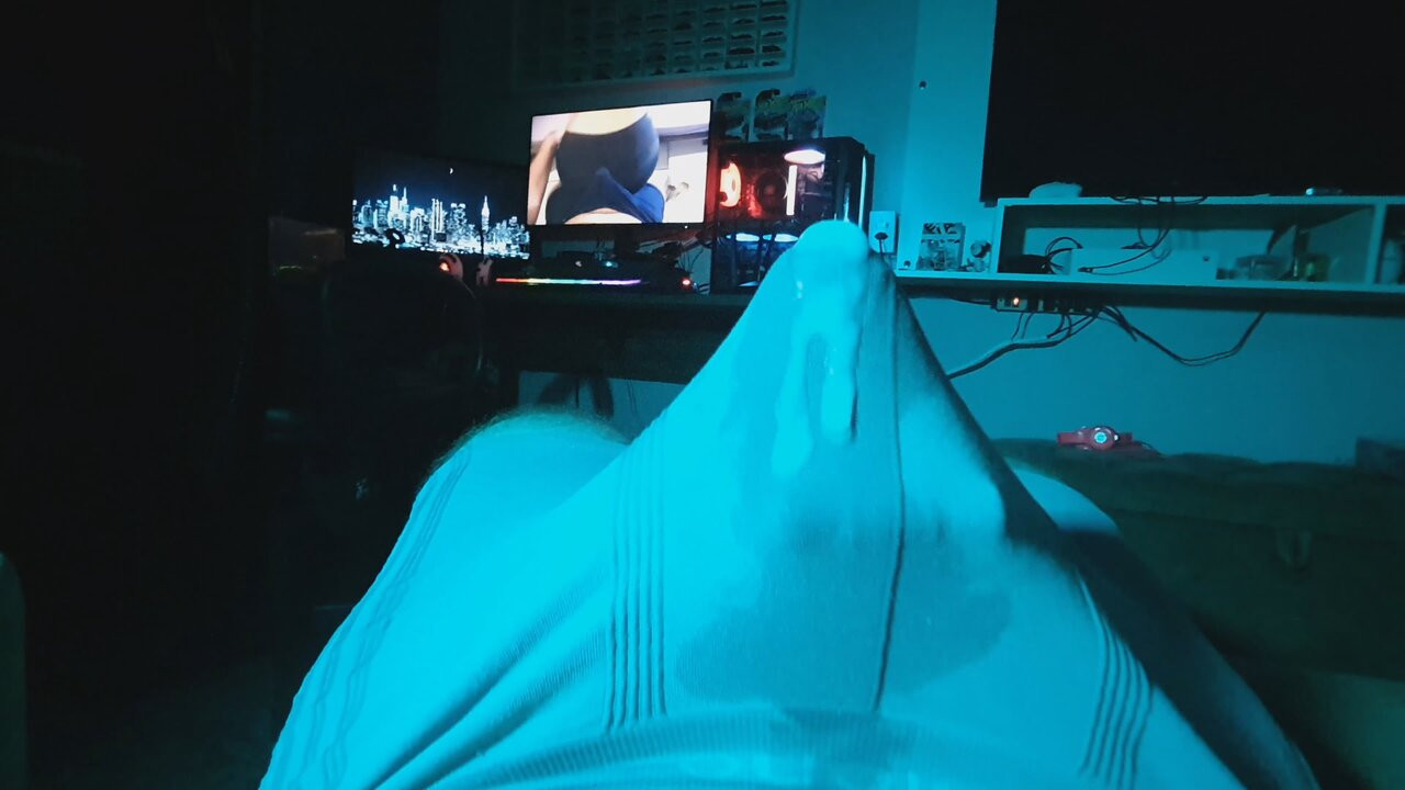 Aynı anda 3 vibratör ile Mastürbasyon solo