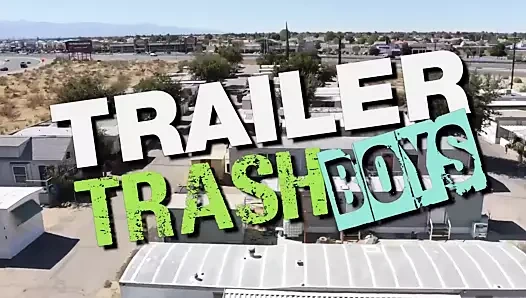 Trailertrashboys sevimli damızlık nic sahara prezervatifsiz ian frost
