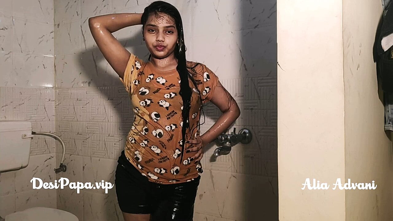 Desi Hint üst model alia advani itibaren punjab alma duş